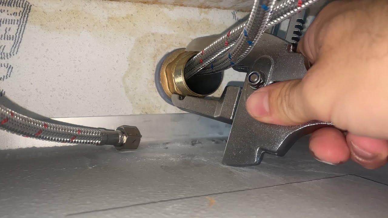 How to Install a Kitchen Faucet