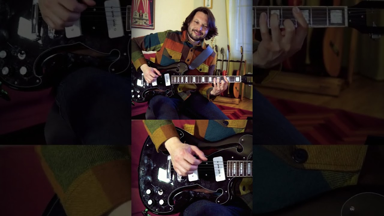 Tom reviews the Deerhoof Guitar from Eastwood Guitars