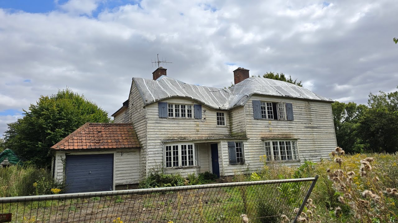 Old Abandoned House (Haunted?)