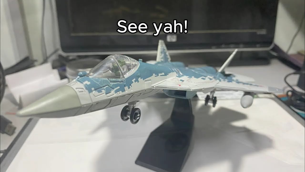 Blocks Model SU-57S Heavy Fighter 1/72 Scale Kit Build and Review
