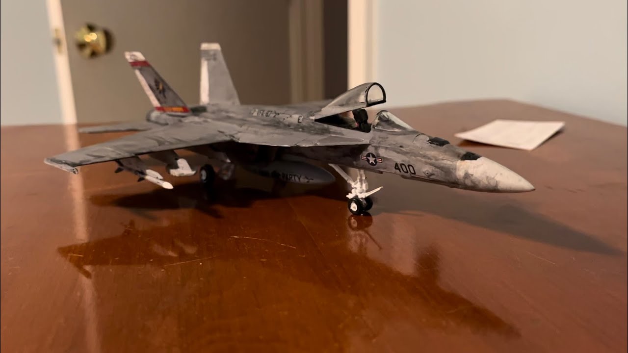 USAF F/A-18E super hornet VFA-87 (1/72 Hasegawa 02417)