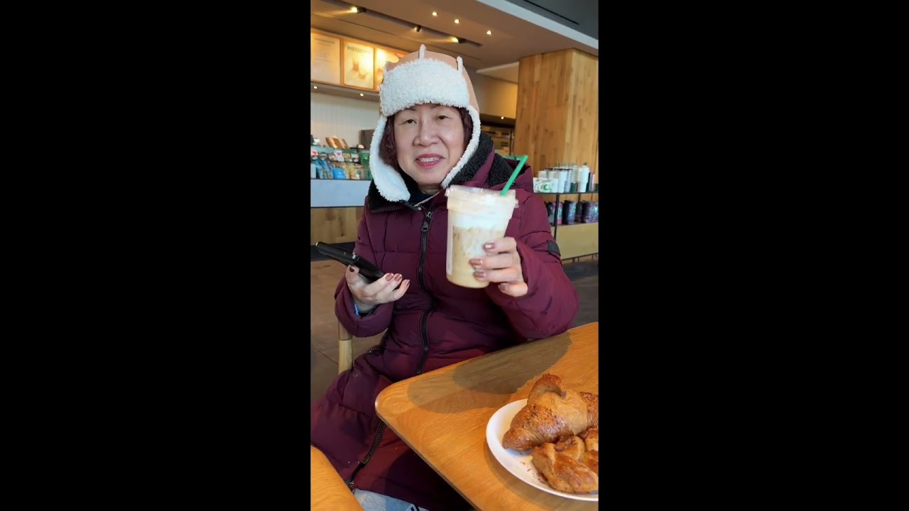 Lần đầu ngoại thử cà phê Starbucks 
