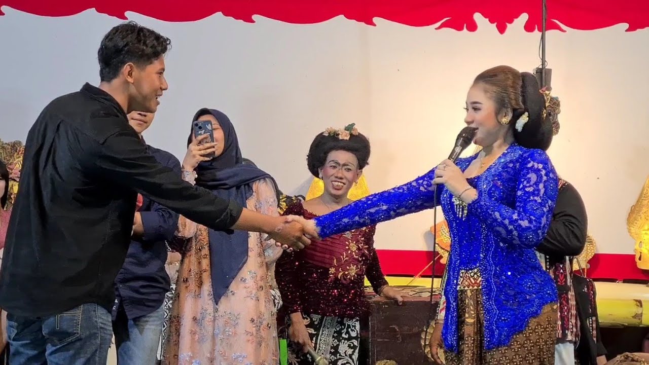 Full NIKEN SALINDRY Kenalan dengan Tuan Rumah Live KLAMPISAN GRESIK