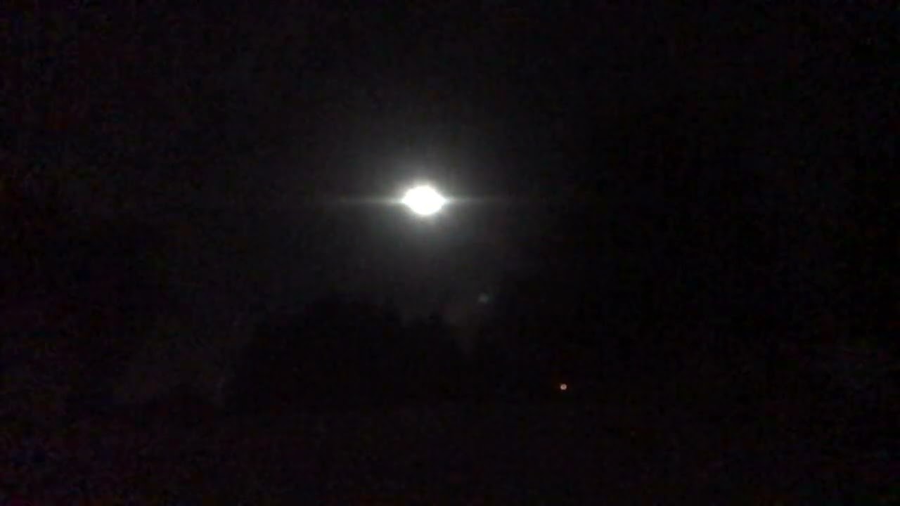 Watching the hunters moon with @MaxVRGTag