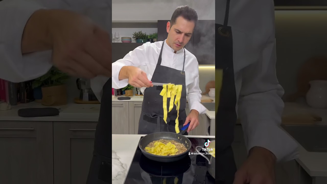 Tagliatelle ai funghi porcini 🍄&zwj;🟫 🍴🍂 #sebastianfitarau