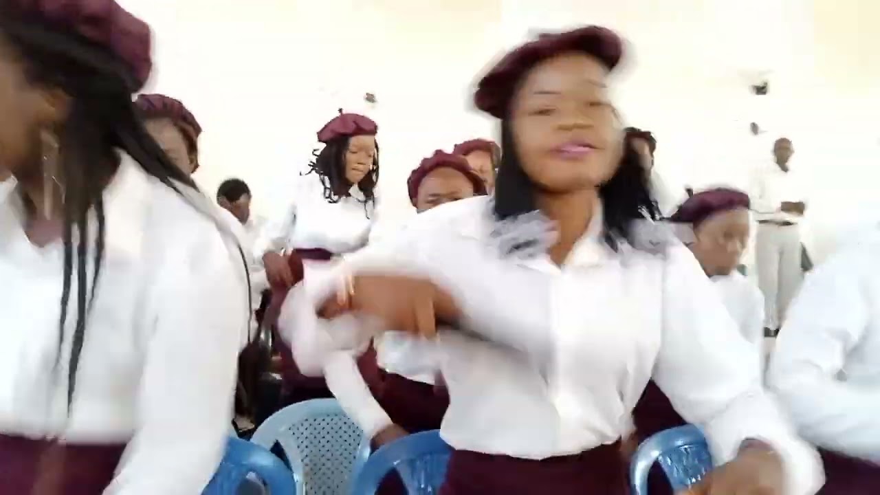 Mimi si ta Rudi nyuma