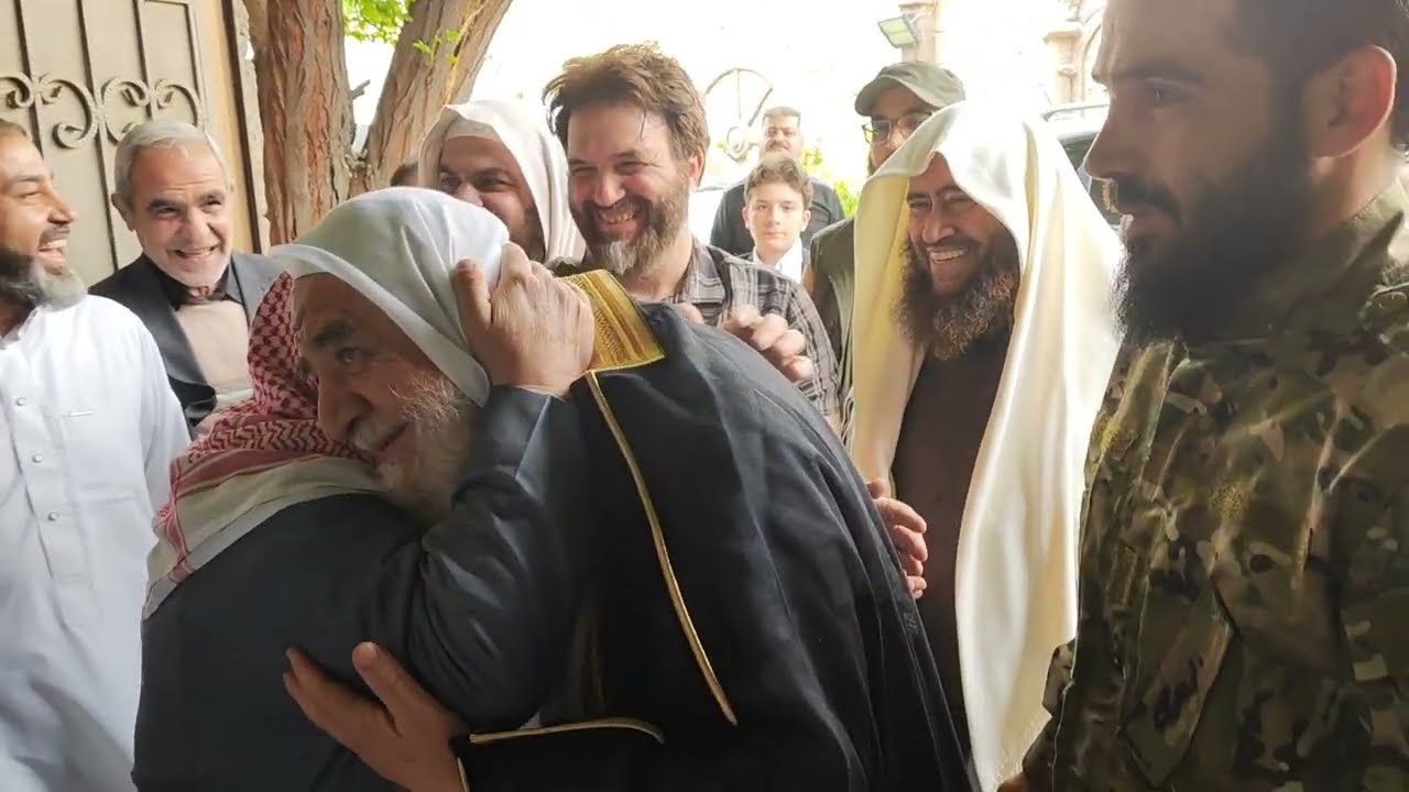 جانب من استقبال الشيخ الفاضل عدنان العرعور  حفظه الله