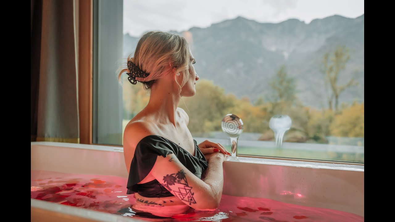 Hotelzimmer mit Whirlpool und Sauna | Wellnesshotel in Bayern: Klosterhof Alpine Hideaway & Spa