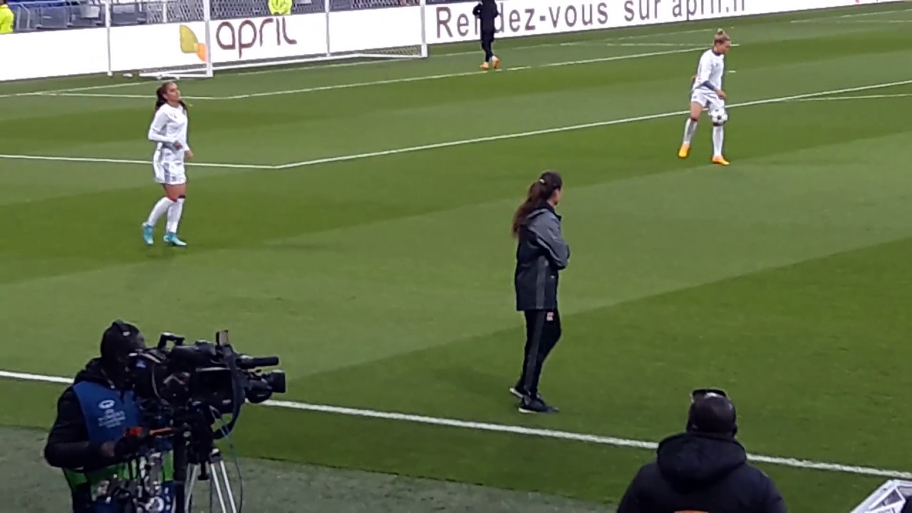 Alex morgan -  OLf - man city - 4-29-2017.  (2)