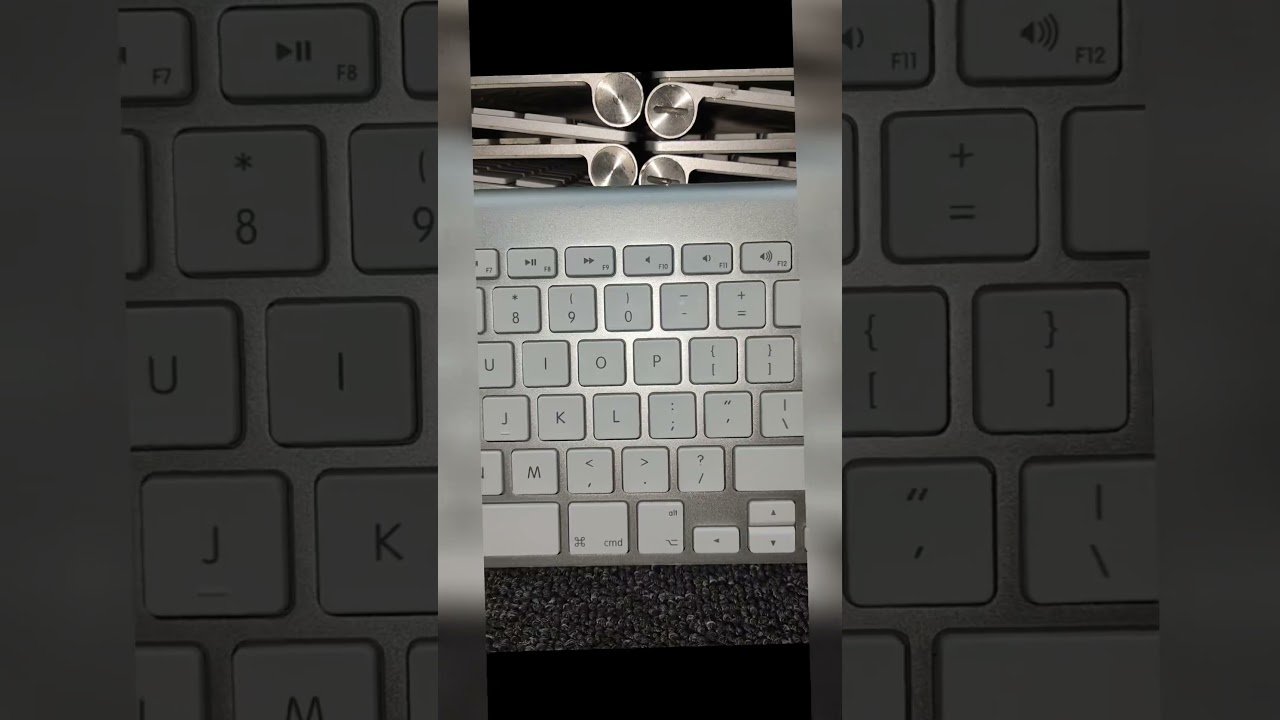 Apple Wireless Keyboard A1314