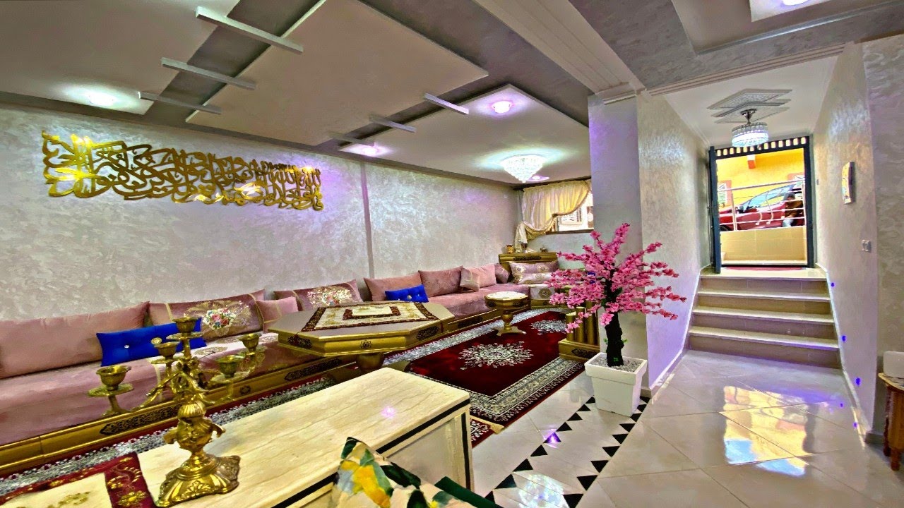 سوبلكس فاخر بمذخل خاص 🏅 مساحة كبيرة 🏡 موقع حي السلام 💯 عندك شقة معزولة ممكن تكريها 😍 وثمن منخفض 💯
