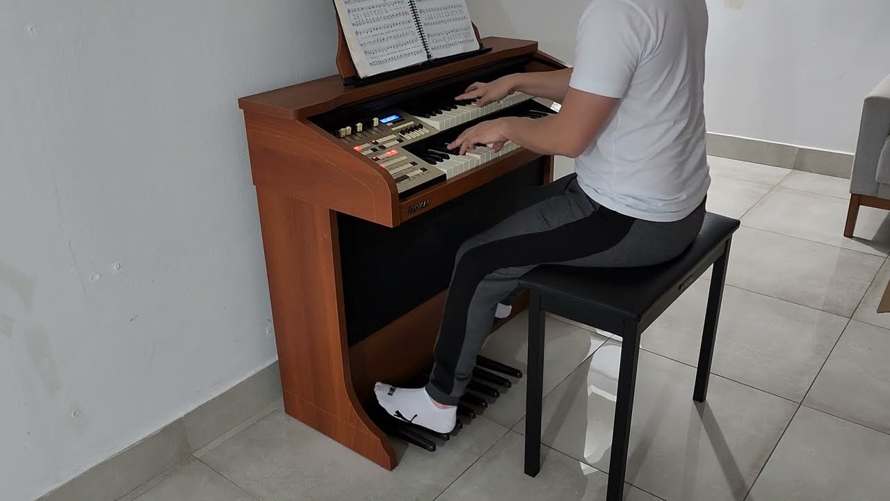 Hinário 5 - Culto - Hino 262 - Senhor, a Tua igreja - Órgão Tokai MD-10 EVO