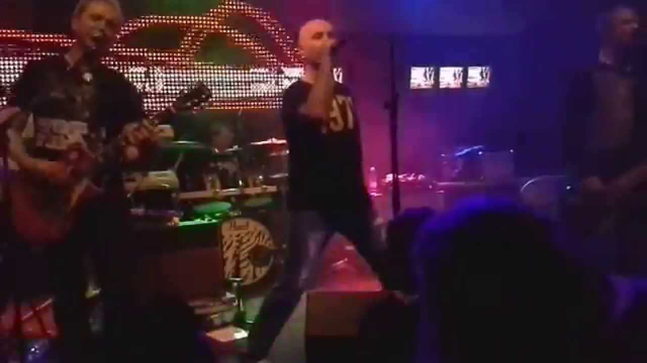 Pop Design live - Ko si na tleh