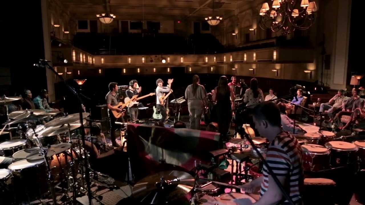 Snarky Puppy feat. Magda Giannikou - Amour T'es Là (Family Dinner - Volume One)