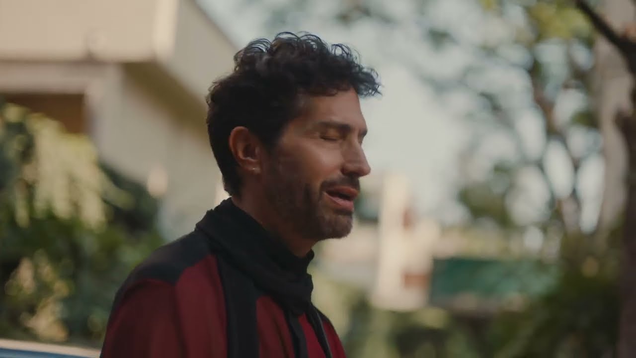 Benny Ibarra - Siente El Fuego (Video Oficial)