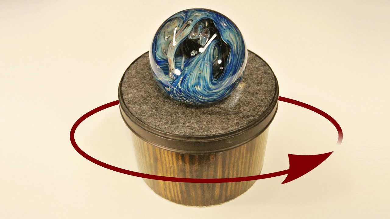 Motorized (but quiet) display turntable from scraps