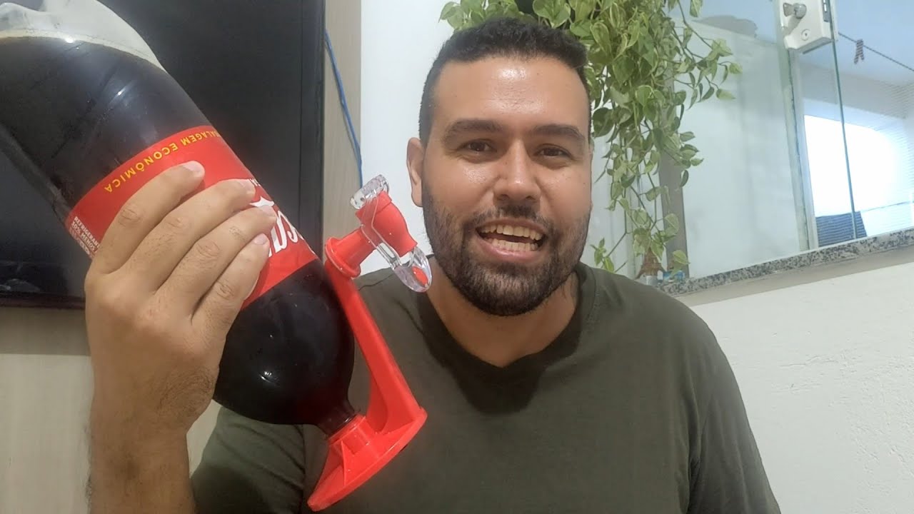 Suporte com torneira pra refrigerante em garrafa pet