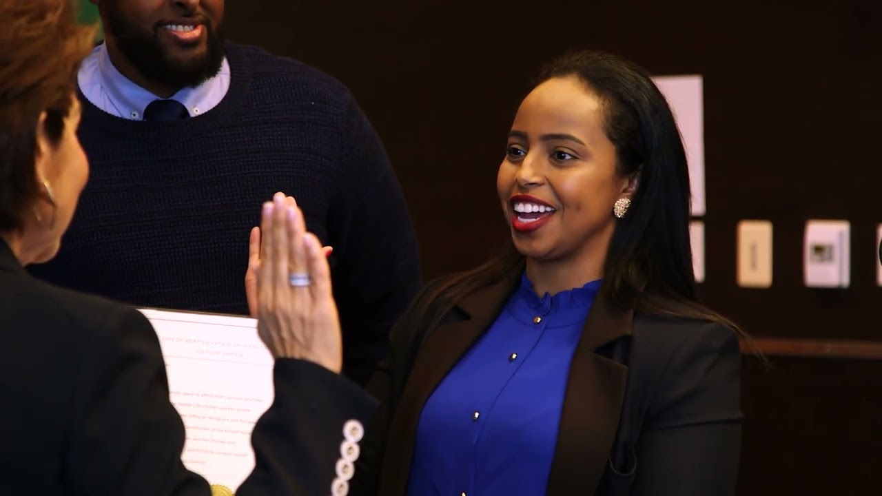 Hamdi Mohamed sworn in as director of Office of Immigrant and Refugee Affairs