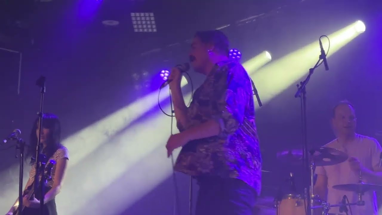 Art Brut - Emily Kane - Live @ Grosse Freiheit 36, Hamburg - 03/2026