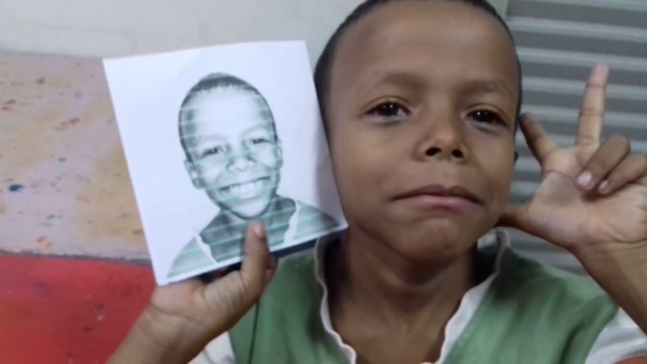 ATIVIDADE: Identidade Colorida