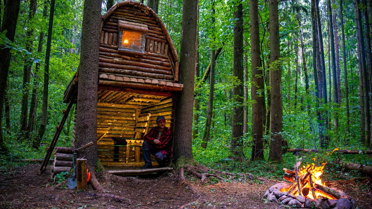I Returned to Finish My Secret Log Cabin in the Woods. First Floor Completed