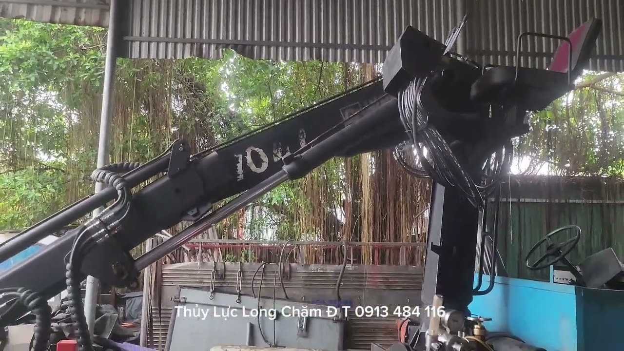 cẩu gập lắp gàu gắp gỗ gàu cứng Thủy Lực Long Chăm Đ T 0913 484 116