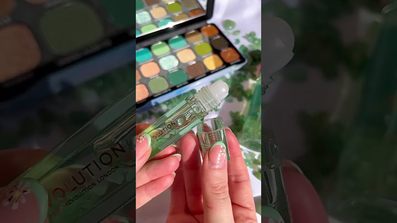 Revolution EW Crystal Aura Collection unboxing