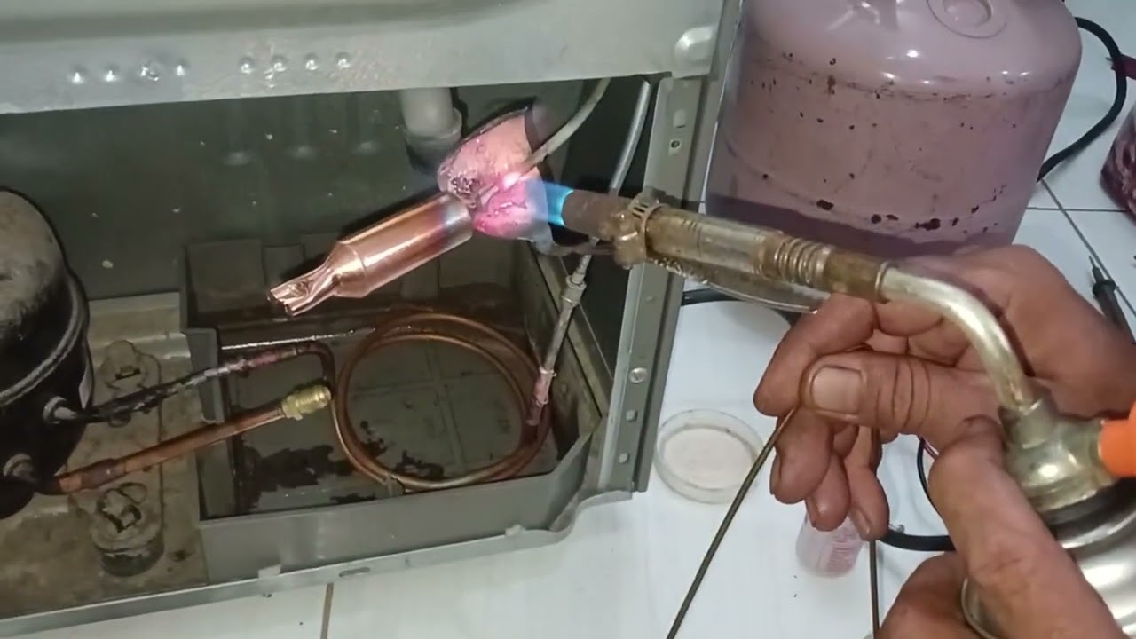 Ganti pipa tembaga kulkas LG inverter