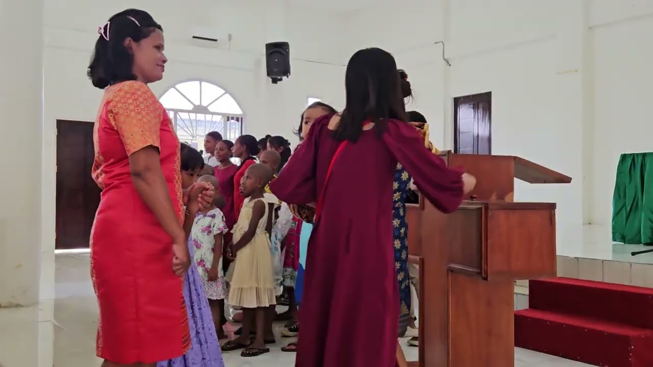 Pujian Anak2 Panti Asuhan Shalom Arso VIII ( PARANGE AKKA NA DENGGAN )