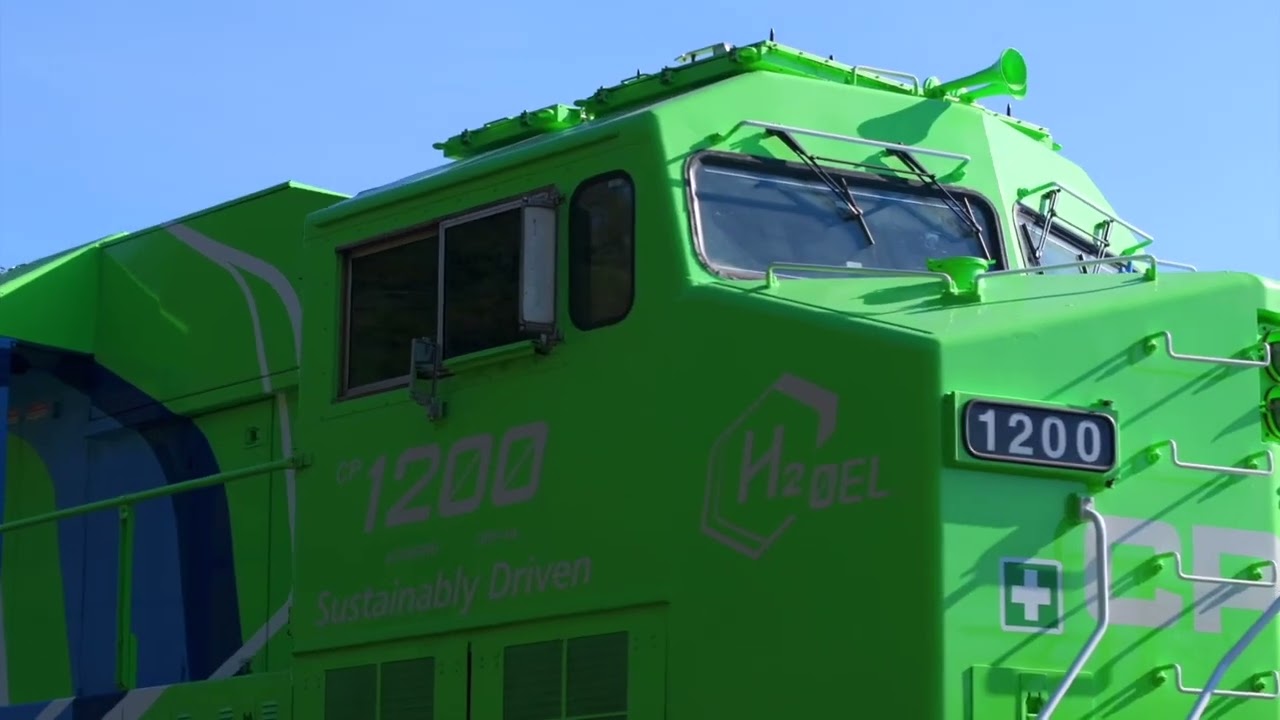 CPKC&rsquo;s high-horsepower hydrogen locomotive begins testing