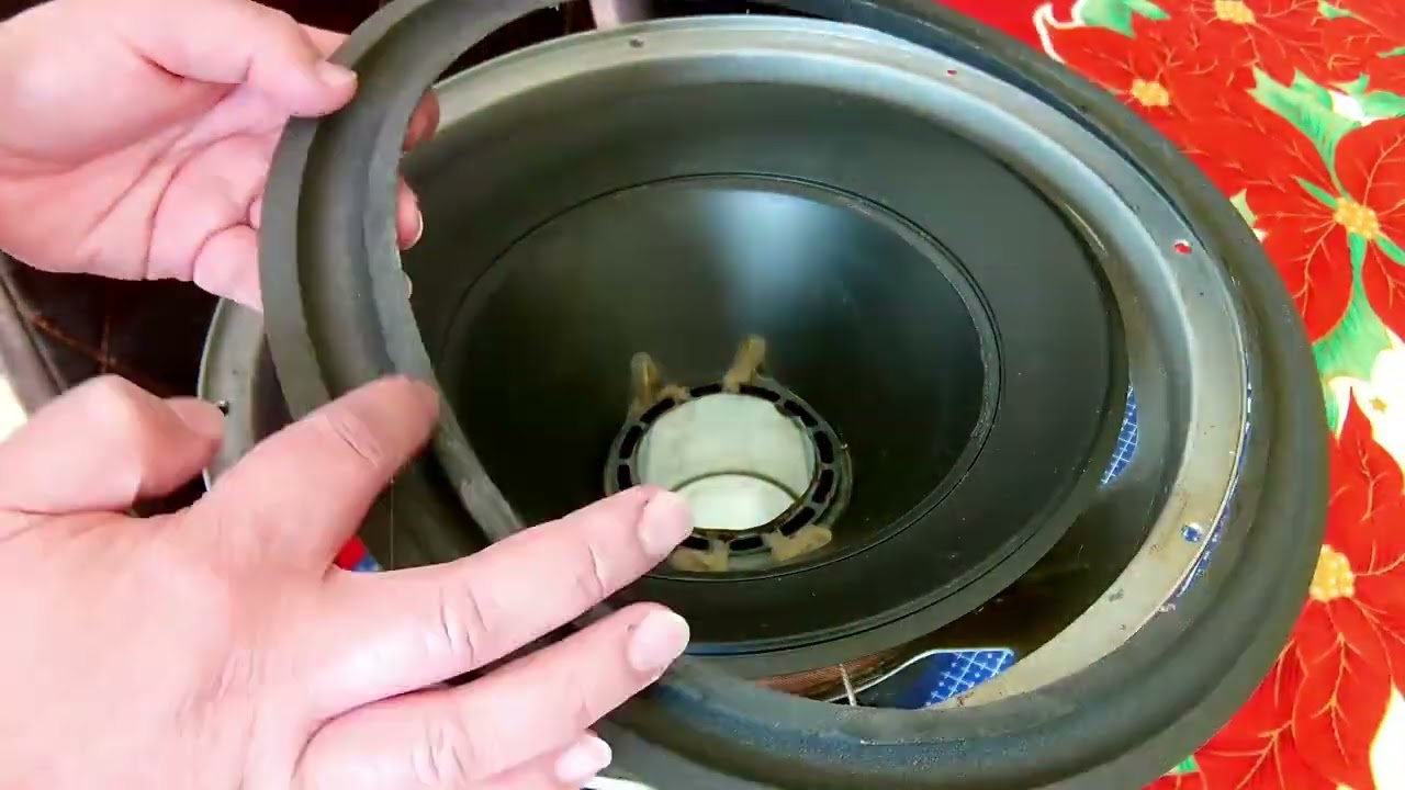 Reparación de JL Audio W3v2 (cambio de suspensión)