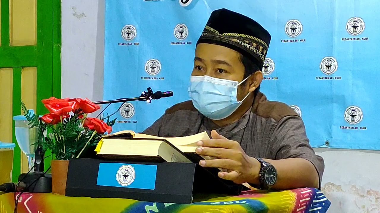 Perdebatan Sholat Iftitah sebelum sholat tarawih - Ustadz Mujiman