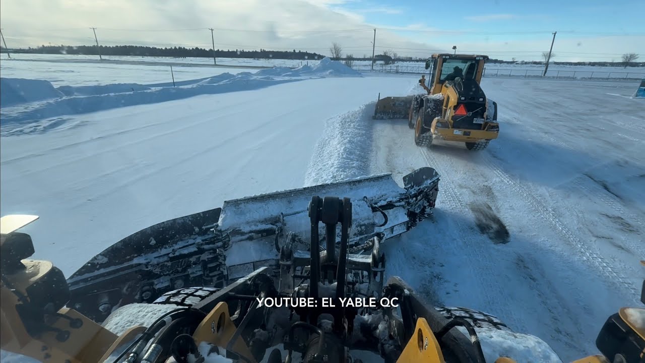 ** Snow Plowing / Team work🔥/Large Warehouse / 3