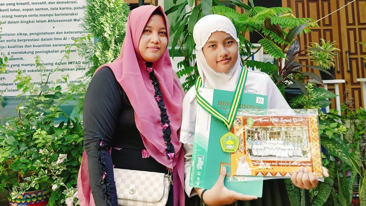 HAFLAH AKHIRUSSANAH KELAS 6 KAKAK WAFA
