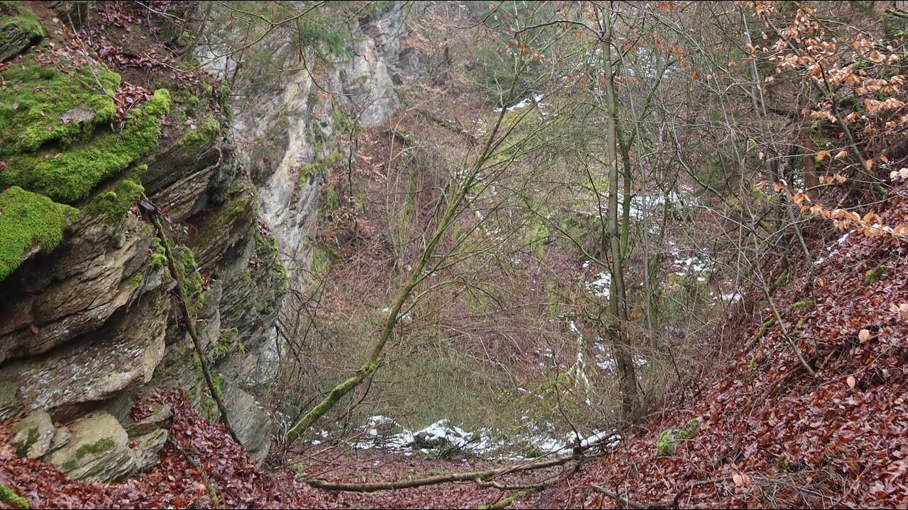 Alte Steinbrüche bei Odersbach (2) - Massive Steinbrüche entdeckt