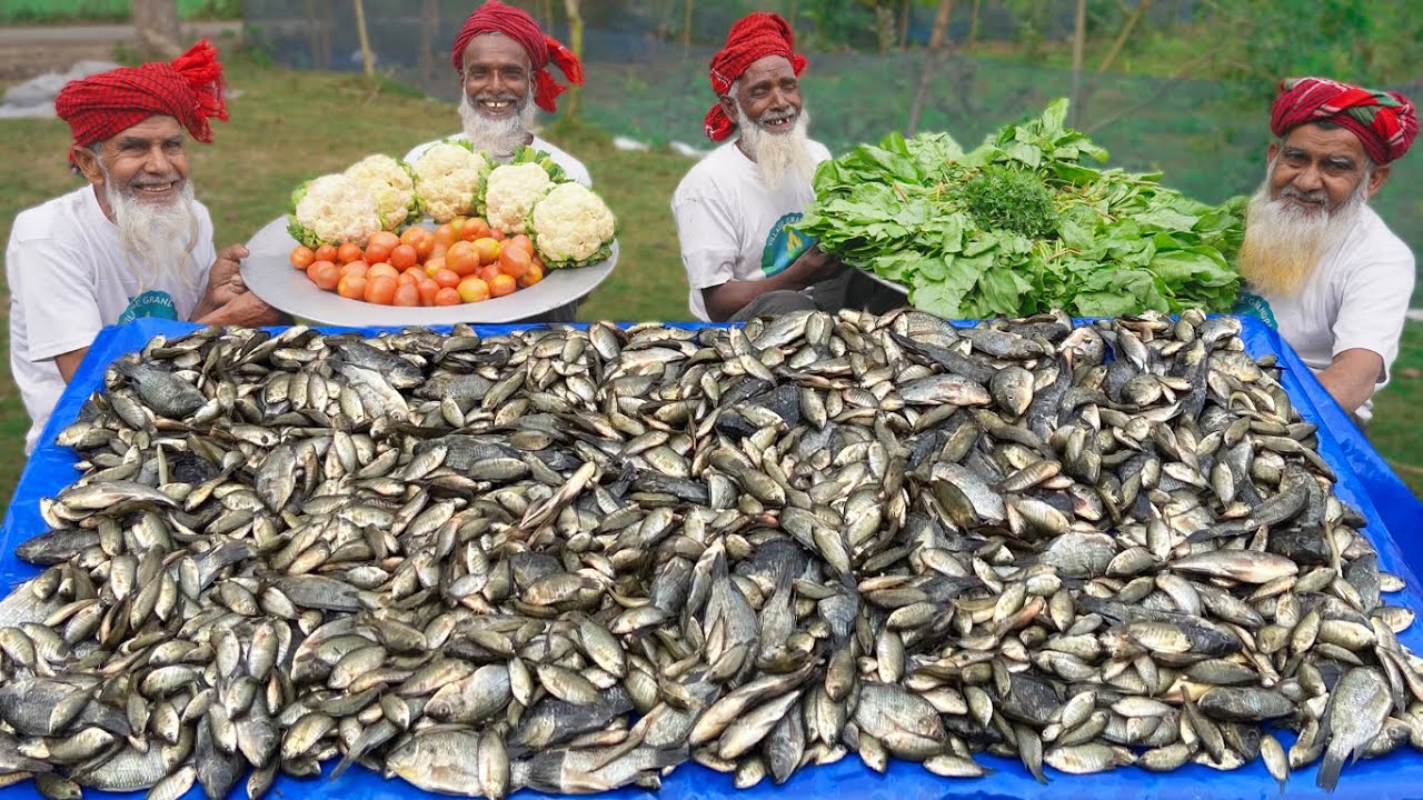 Small Fish & Winter Vegetable Mix Curry Recipe - Rare Kholshe Fish Processing & Cooking