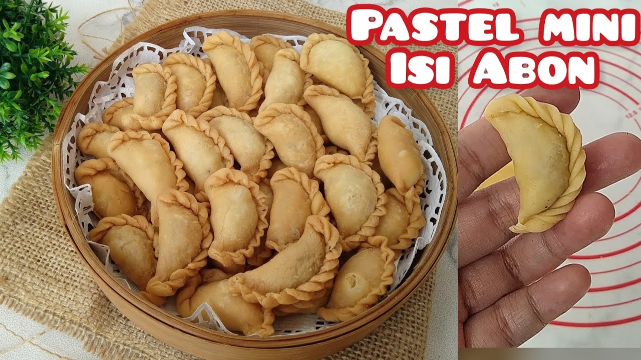 isi toples lebaranmu! PASTEL MINI ISI ABON RENYAH & GURIH