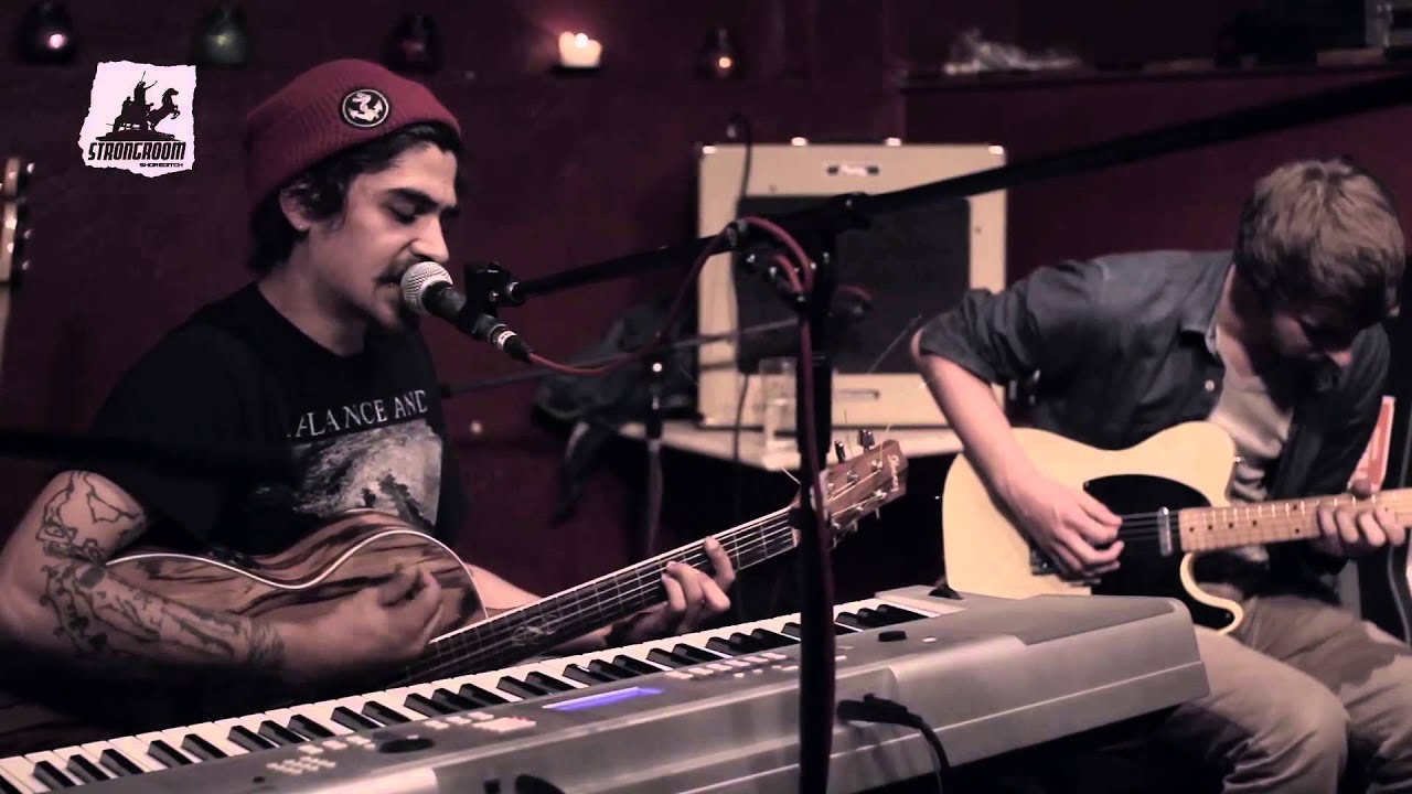 We Share A Ghost - The Wolfnotes, Strongroom Sessions