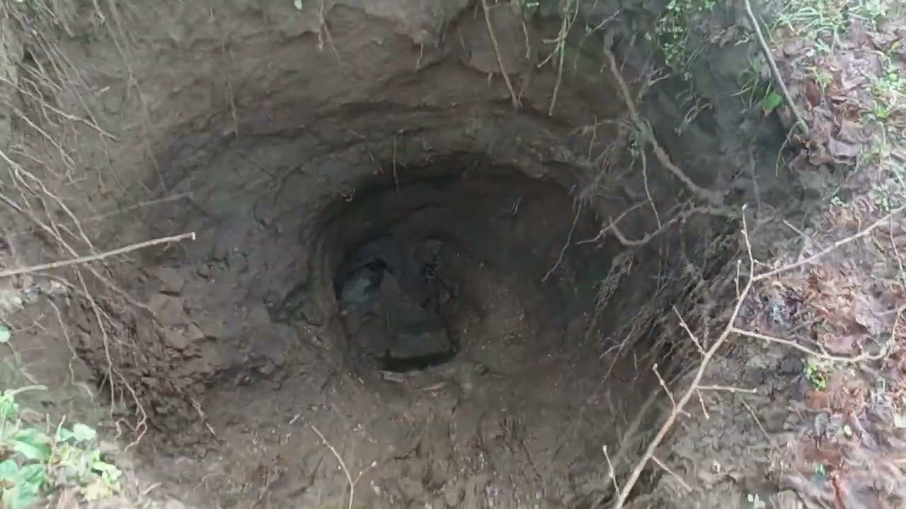 La voragine nelle campagne di Teano, zona Acquarotta ACQUAROTTA