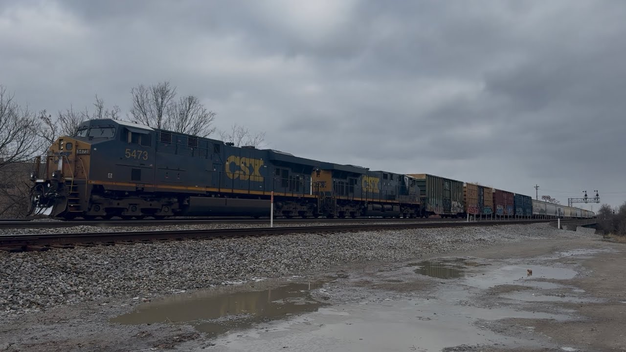 CSX manifest at Winton Place
