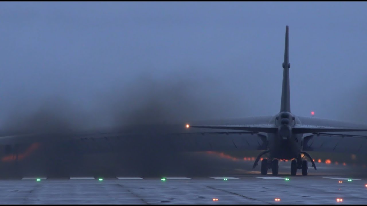 🇺🇸 B-52 U-2 Twilight Departure - RAF Fairford