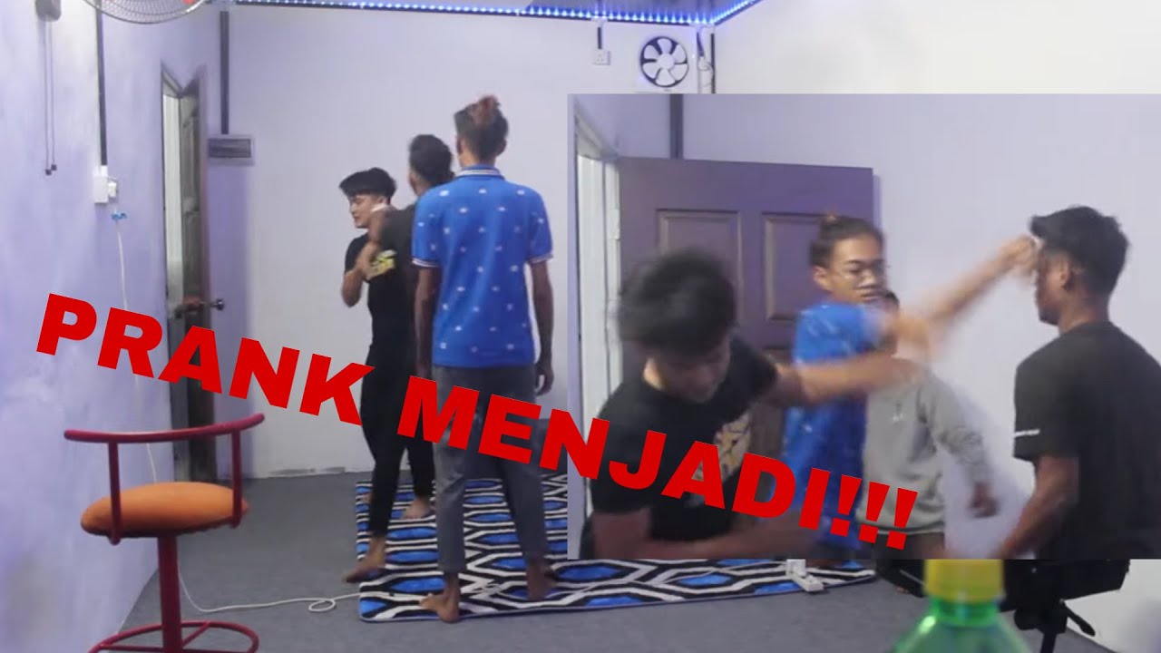 KERANA SORANG ,SATU TEAM BERGADUH