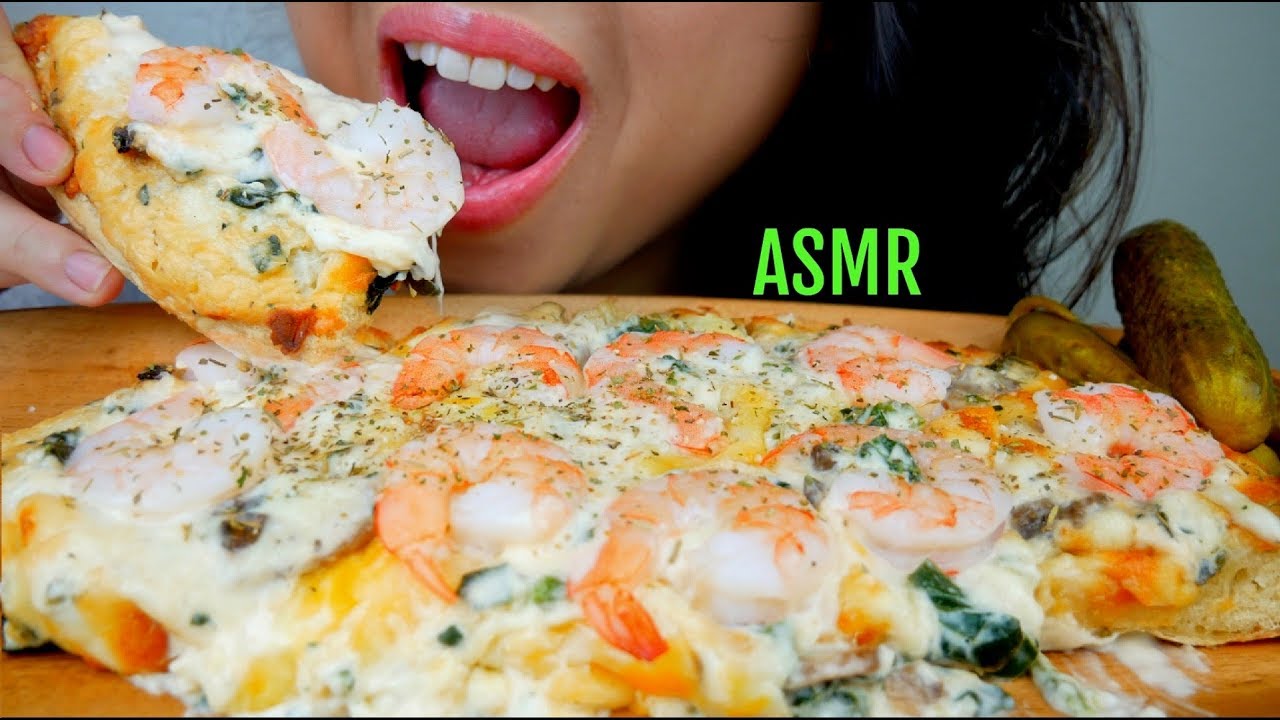 ASMR Mozzarella Shrimp Alfredo Pizza ❤︎ No Talking* suellASMR