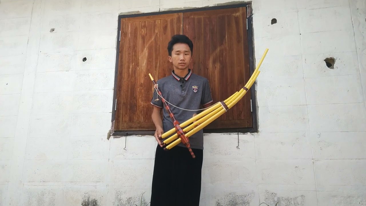 qeej tshais plig