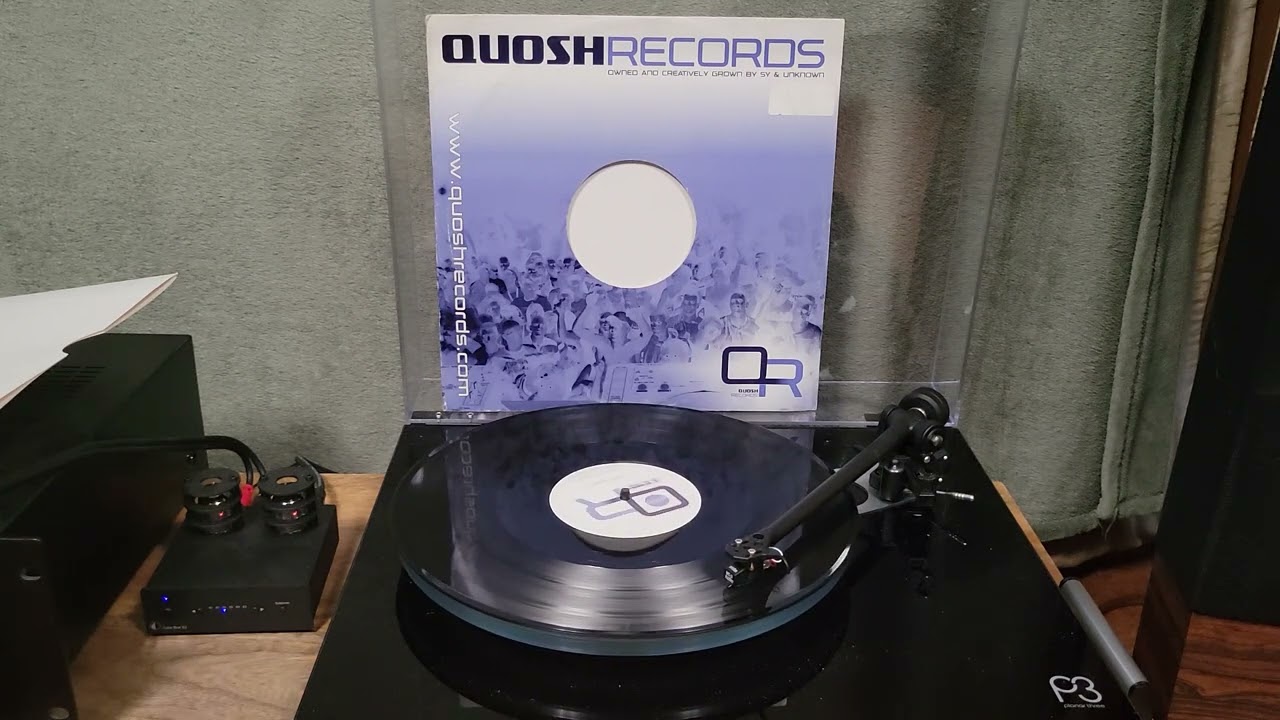 [QSH 096A] Sy & Unknown - Bring Me Round To Love (Joey Riot Remix) [2010]