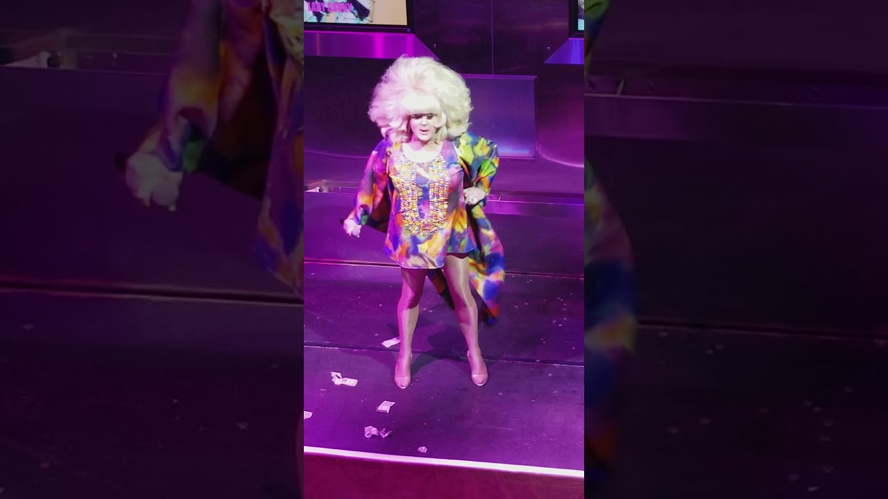 Lady Bunny at Badlands, Sacramento 8/20/17