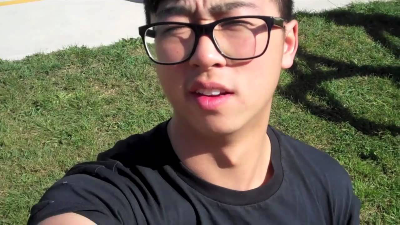 Stop playing Candy Crush you S.O.BEACH! - vlog #81