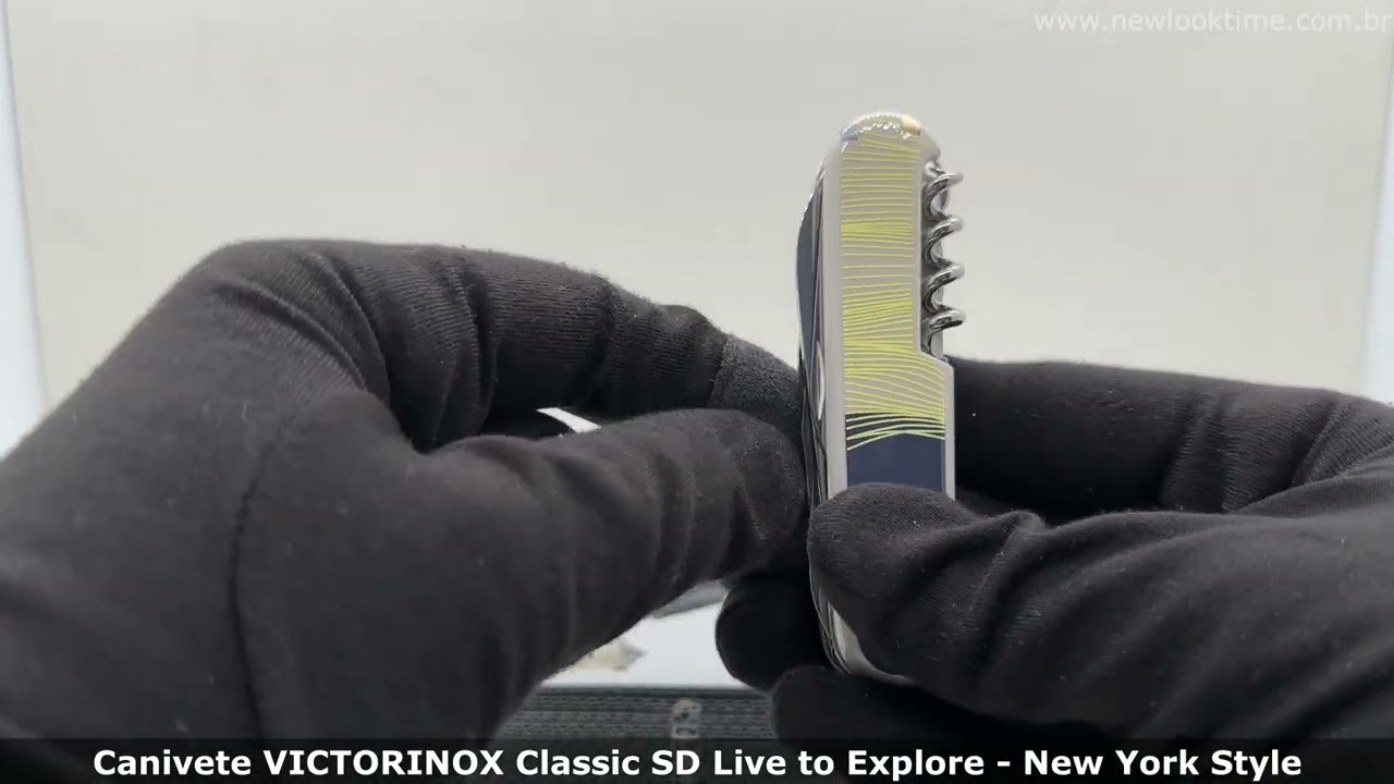 Canivete VICTORINOX Classic SD Live to Explore - New York Style 0.6223.E223