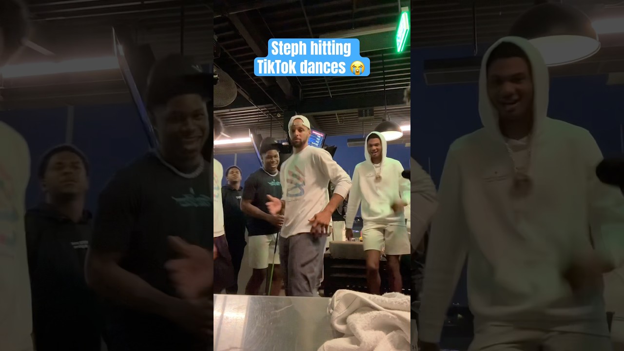 Steph Curry dancing with some HS hoopers 🕺😂