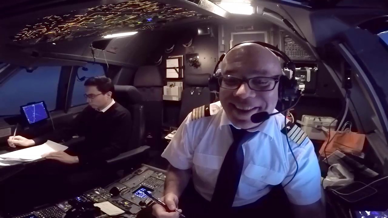 Contacto entre radioaficionados (mobil-aereo). EA8AM en Tenerife y EA8AIR/AM sobre Sao Paulo